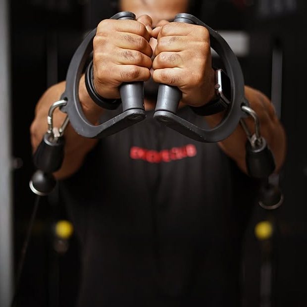 Member training with cable handles